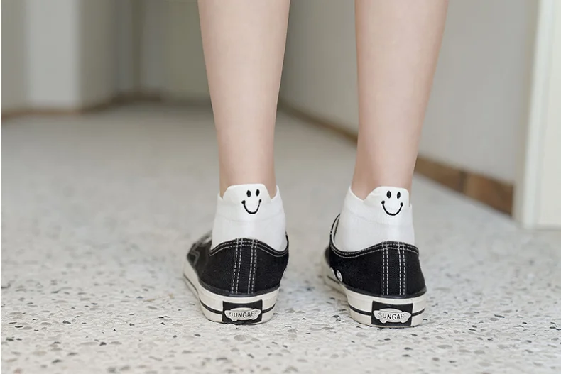HF Women socks spring and summer smiley face embroidery boat socks cartoon ankle short socks