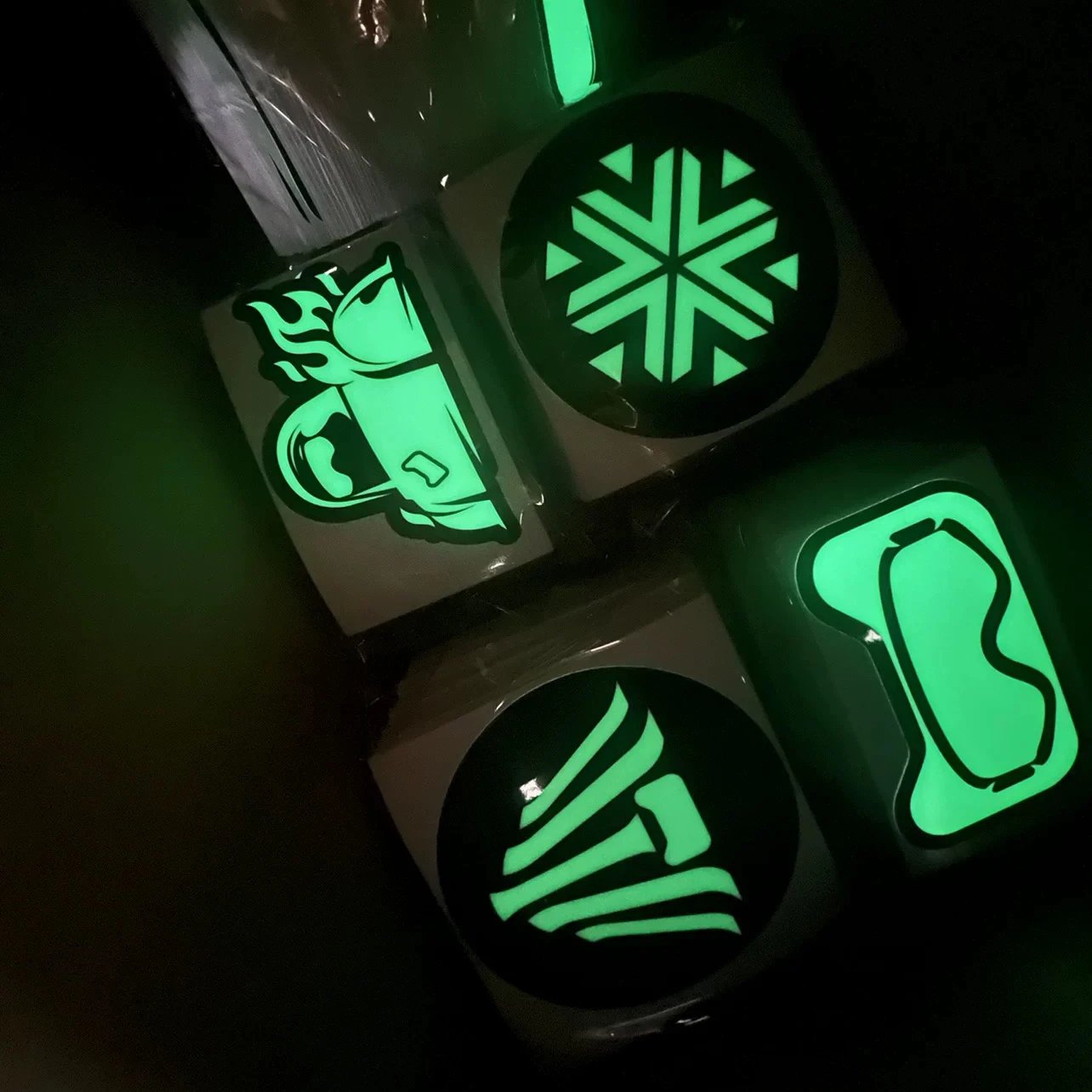 UV Resist Waterproof Vinyl Night Glow in Dark Sticker
