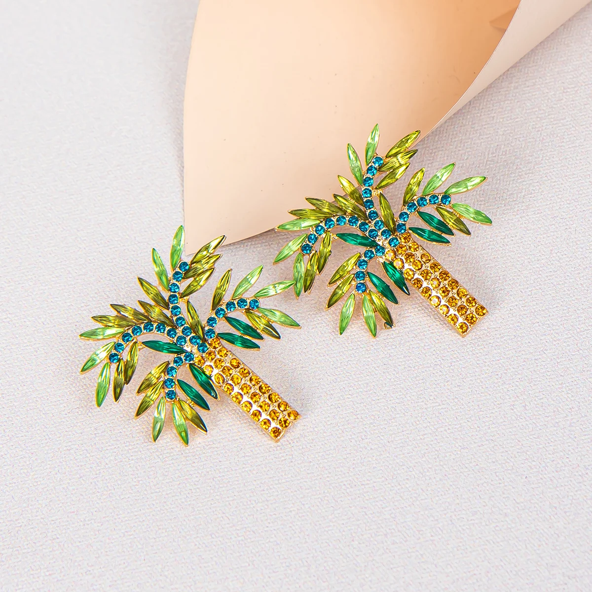 Women's Gold Plated Diamond Tree Shaped Earrings Green Blue Rhinestone  Crystal Coconut Stud with Pearl Fashionable Jewelry - Main Image