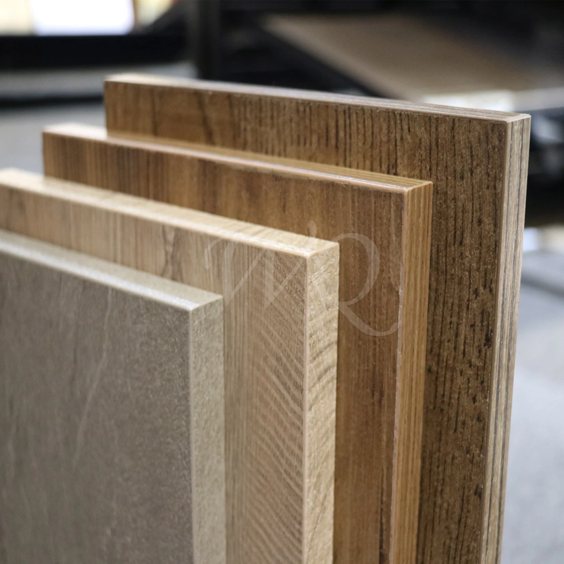 16mm 18mm Unique Design Synchronize MDF Panels Double Side Embossing Finish MDF Italy Laminated Synchronized Melamine Chipboard