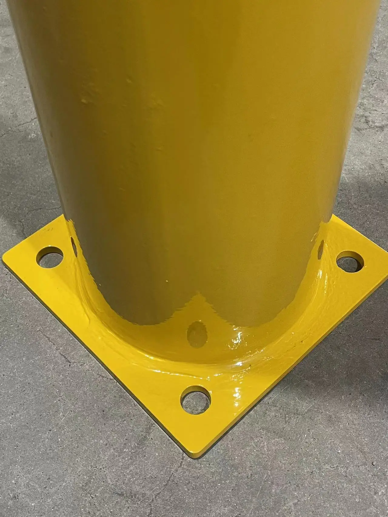 High Flexible Plastic PE Warning Column Red Color Bollard| Alibaba.com