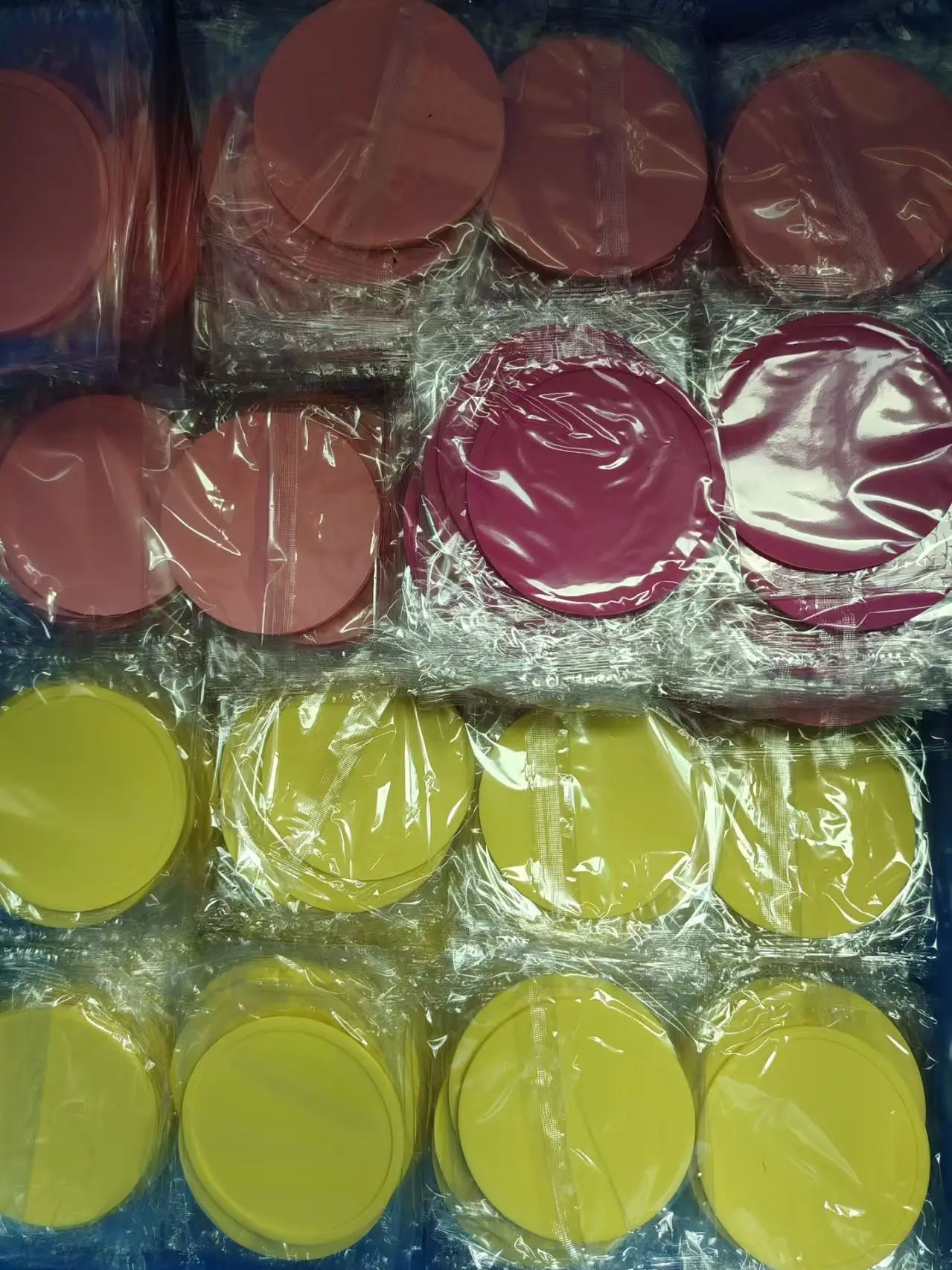 Customized Logo Heat-Resistant Silicone Coaster Non-Slip & Heat Insulation Pad 10cm Diameter preview 5