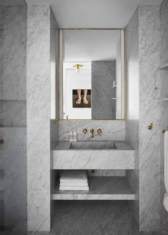SH STONE Customized Natural Pisos De Marmol Italian Stone Italy Bianco White Carrara Marble Slabs with Good Price for Flooring