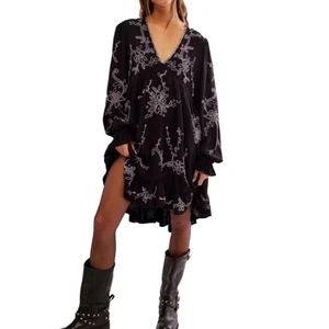 Fashion Women's Custom Made Jacquard Floral Embroidery Breathable Baggy Short Dress Lantern Sleeve V-neck Plus-size Dresses