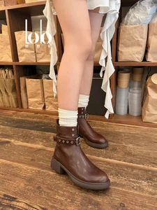 Women's Retro Ankle Boots with Solid Leather Design for Elevated Height, Featuring Fashionable Autumn and Winter Women's Shoes