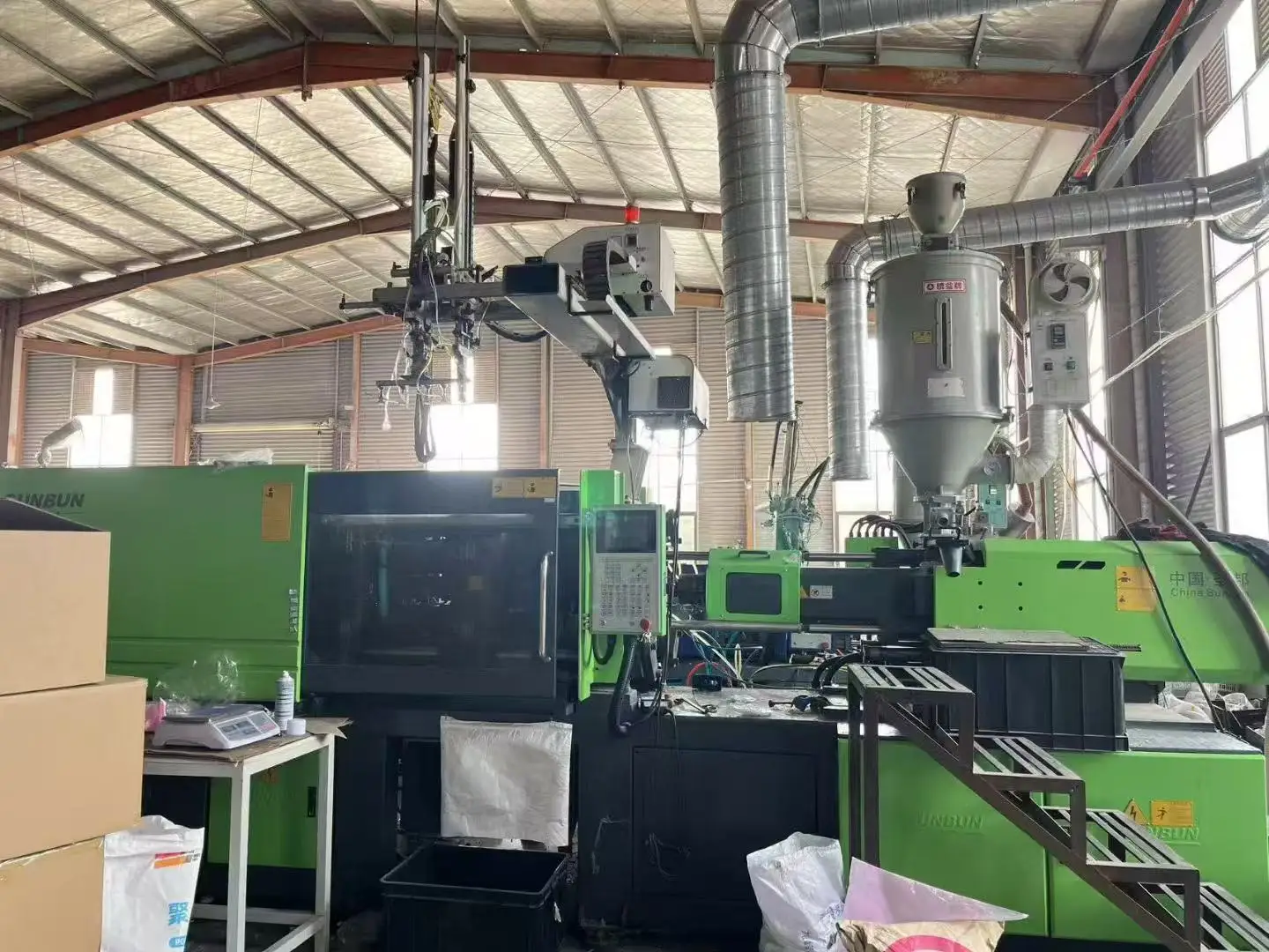Foshan Moonicat Trading Co., Ltd.