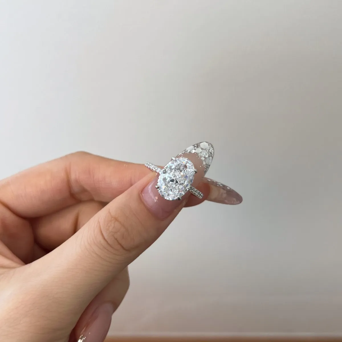 KAKODIY New Arrival Minimalist Round Large Cubic Zirconia Ring 925 Sterling Silver Engagement Wedding Promise Ring detail 3