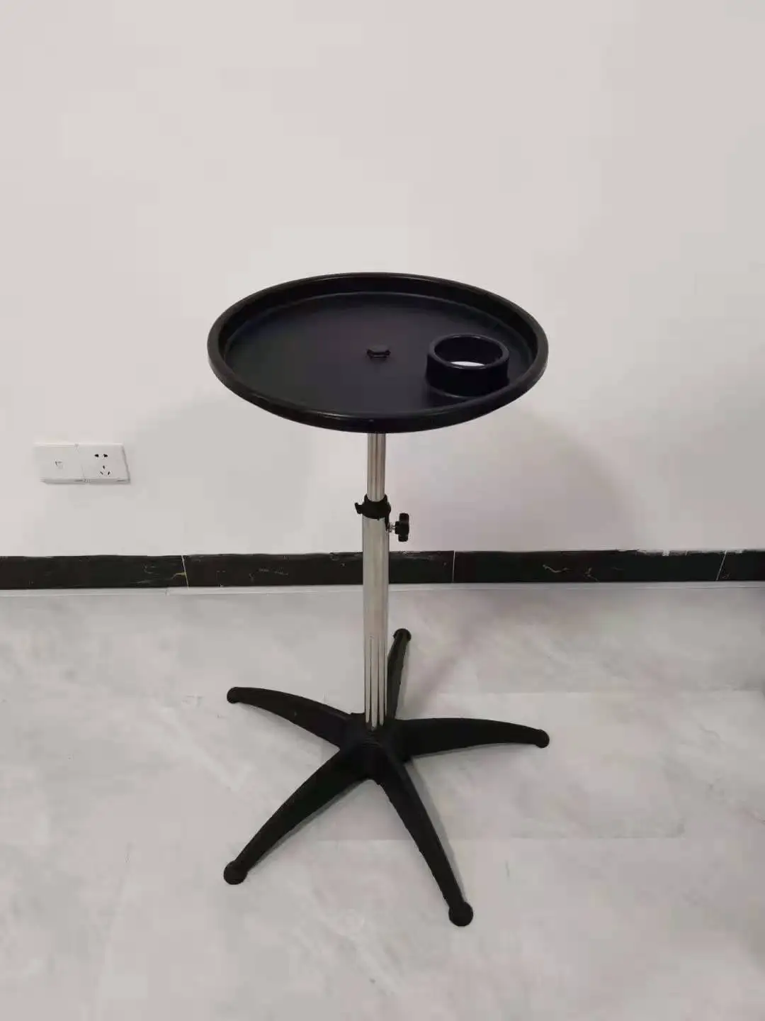 2020 hot sale style European style black red  2-layer gold hairdressing color trolley