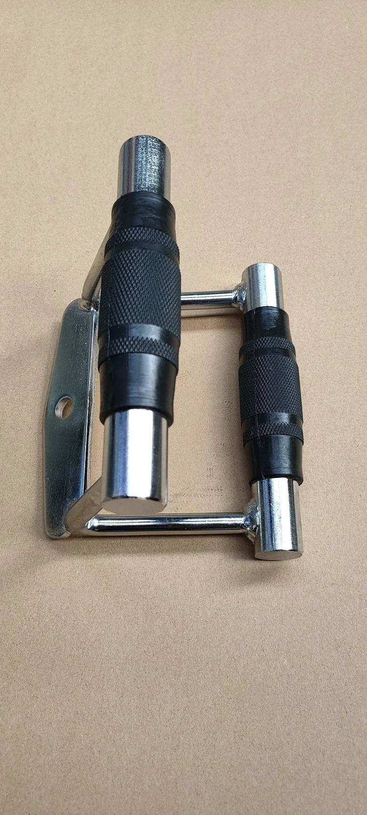 V handle (3).jpg