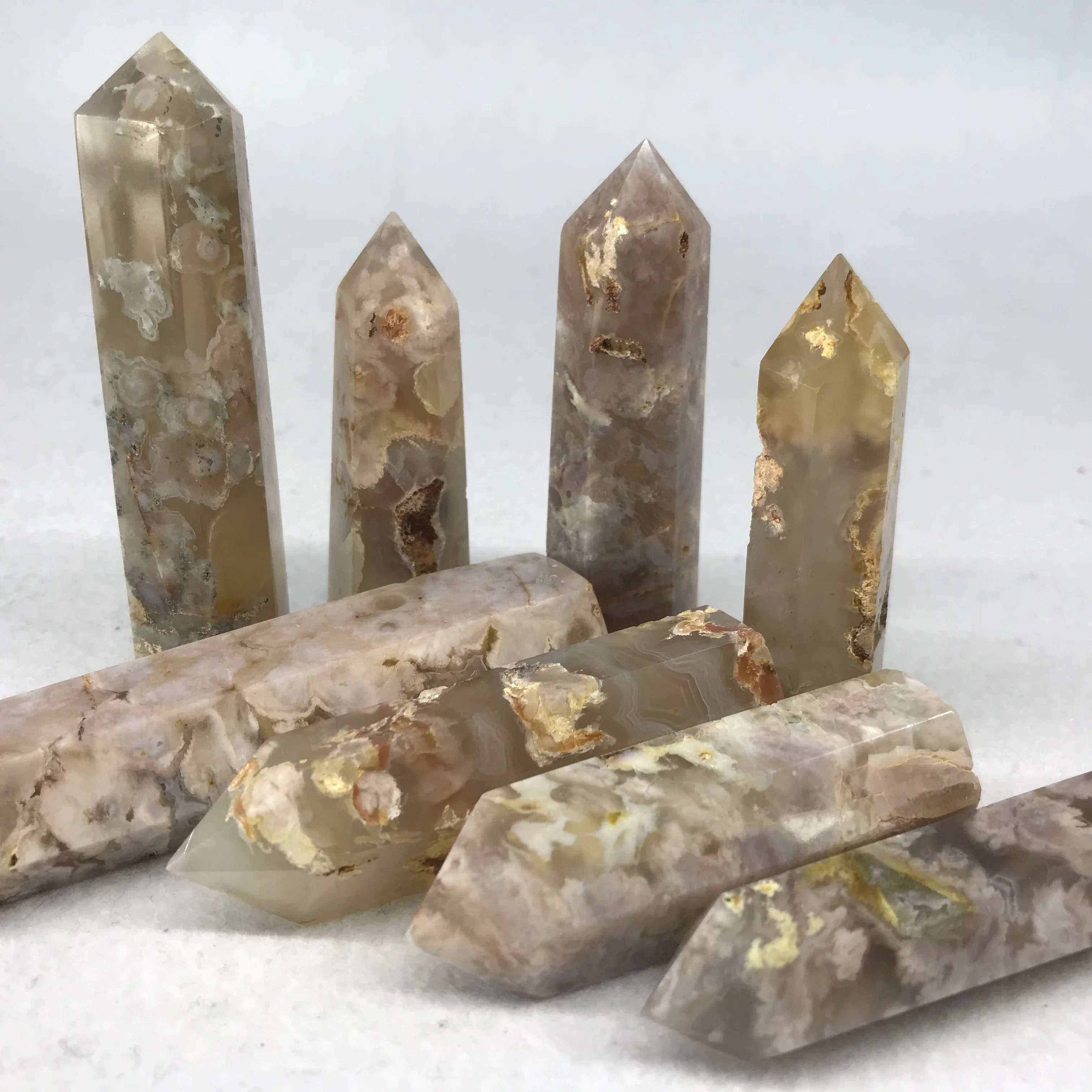 wholesale nice natural quartz crystal points cherry blossom