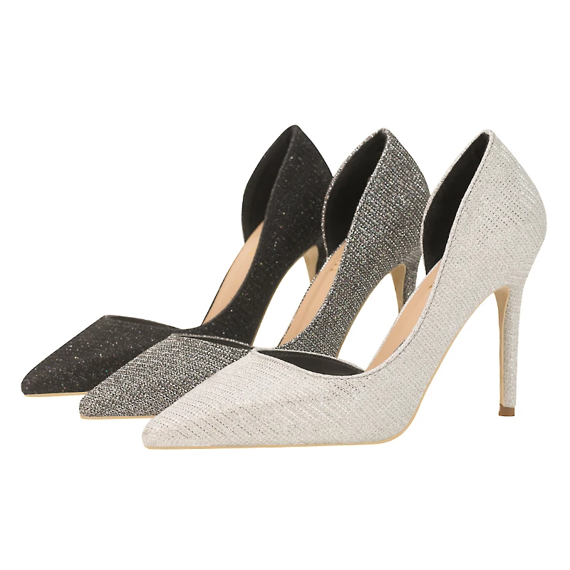 Tacones Brillantes Plateados | MercadoLibre 📦