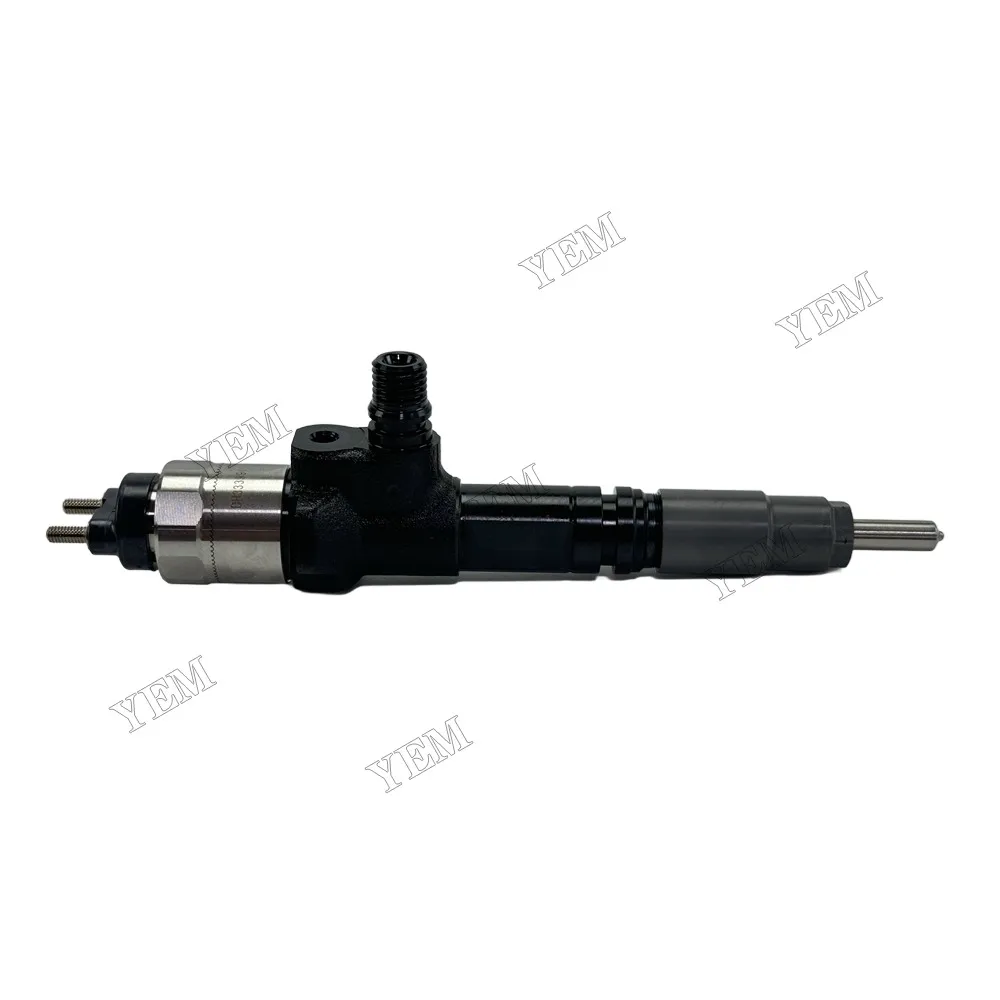 Fuel Injector 1J500-53054 Fit for Kubota V3800 Engine 6
