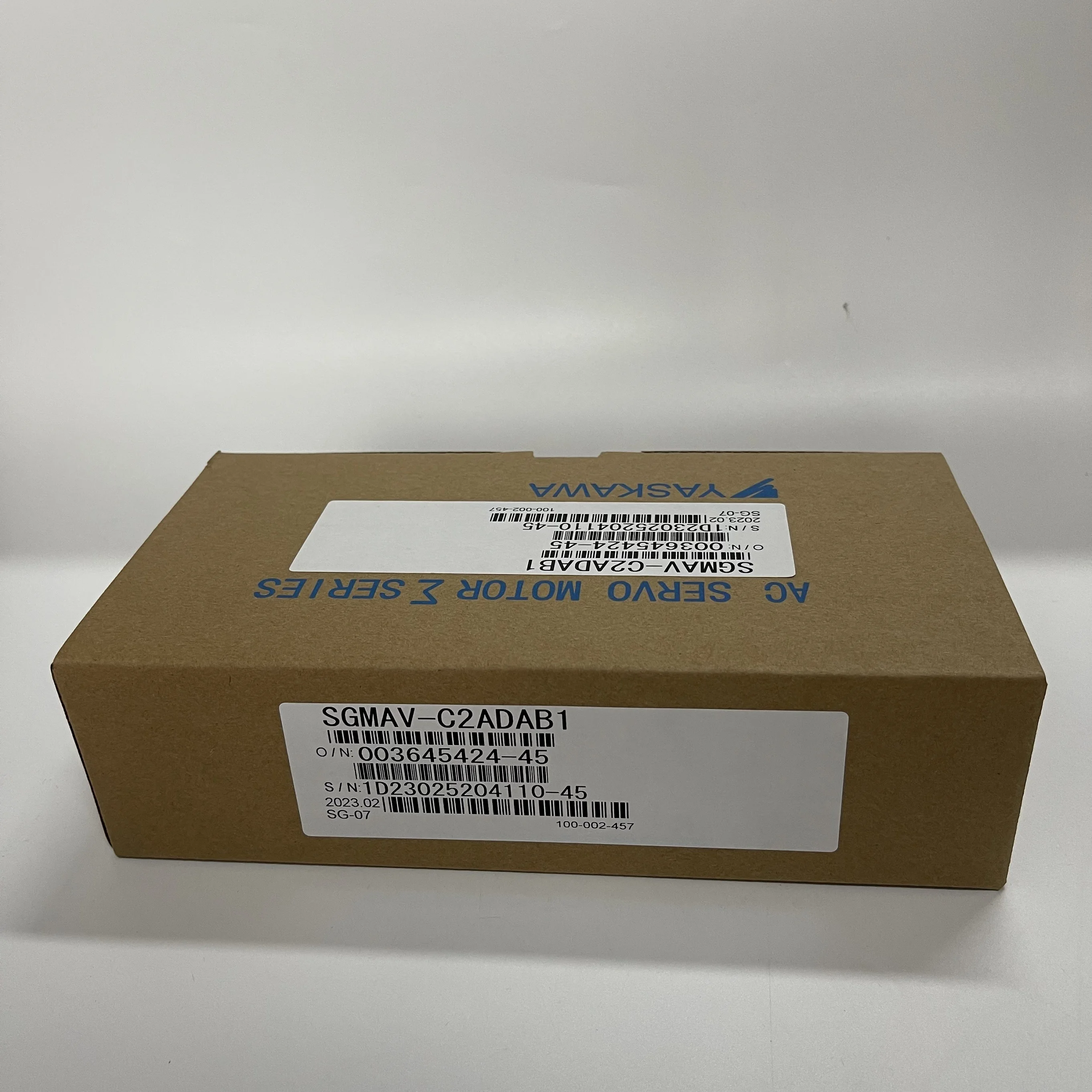 YASKAWA AC Servo Motor SGMAV-C2ADAB1 YASKAWA AC Servo Motor SGMAV-C2ADAB1