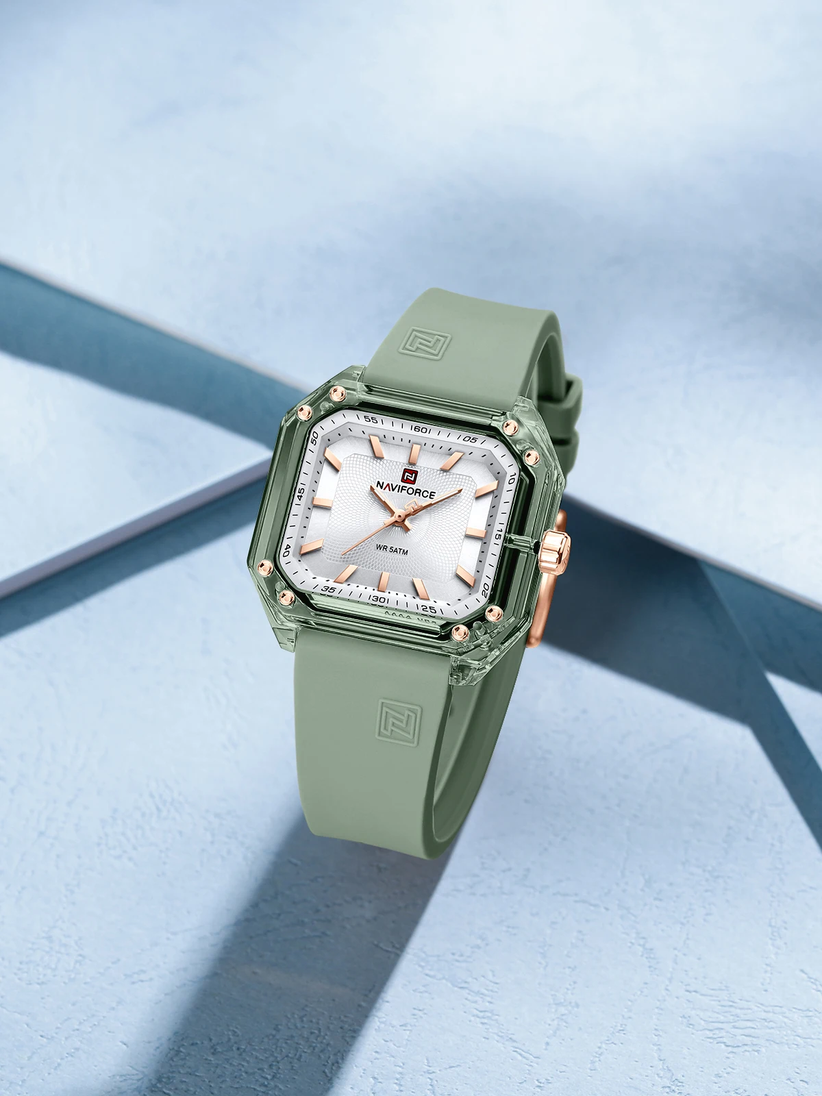 NAVIFORCE 7106 Ladies Watch Quartz Wristwatch Square Dial Sports Silicone Strap Luminous Waterproof 50M Womens Watch