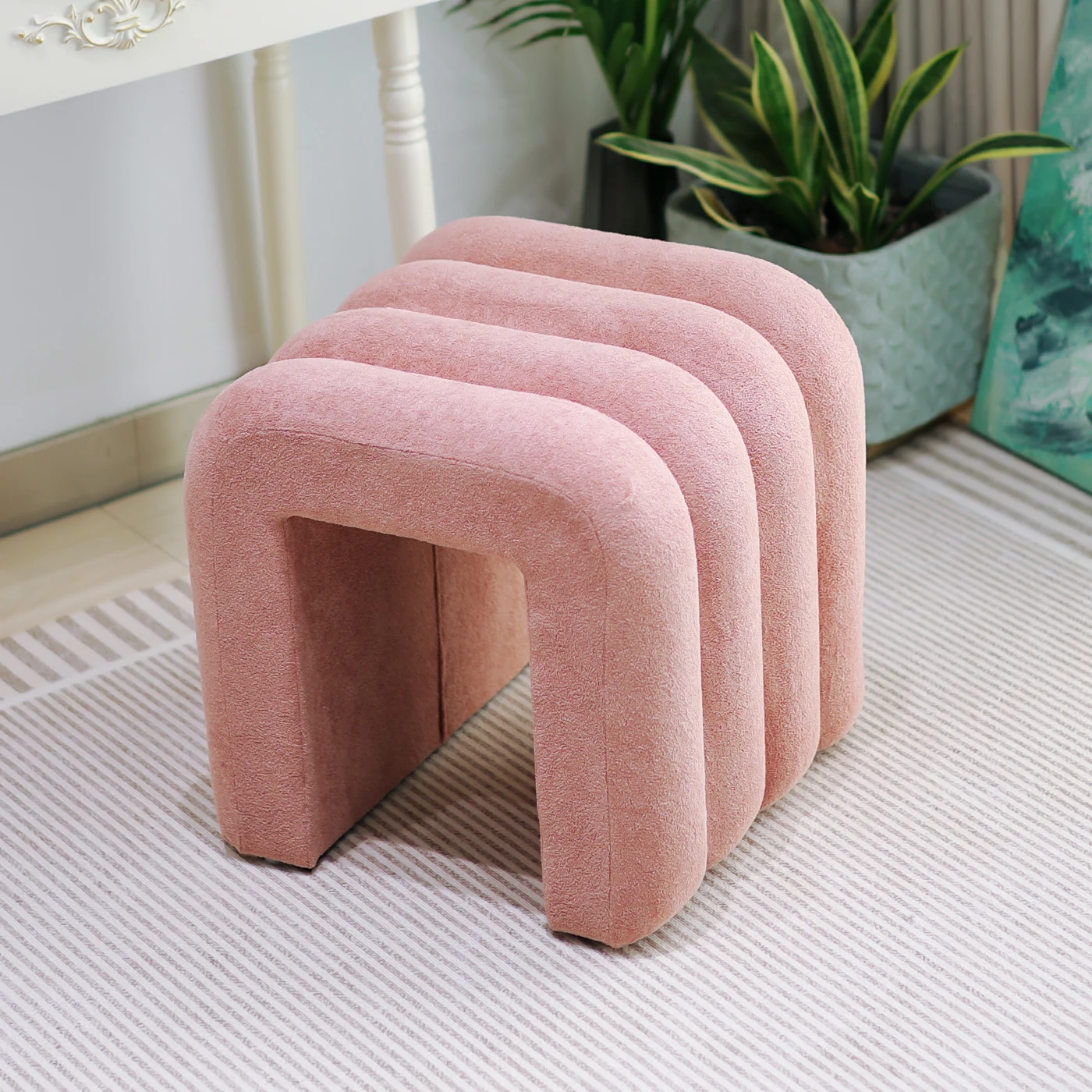 Luxury Space Saving Living Room Furniture Footrest U-shaped Stool Pouf Ottoman