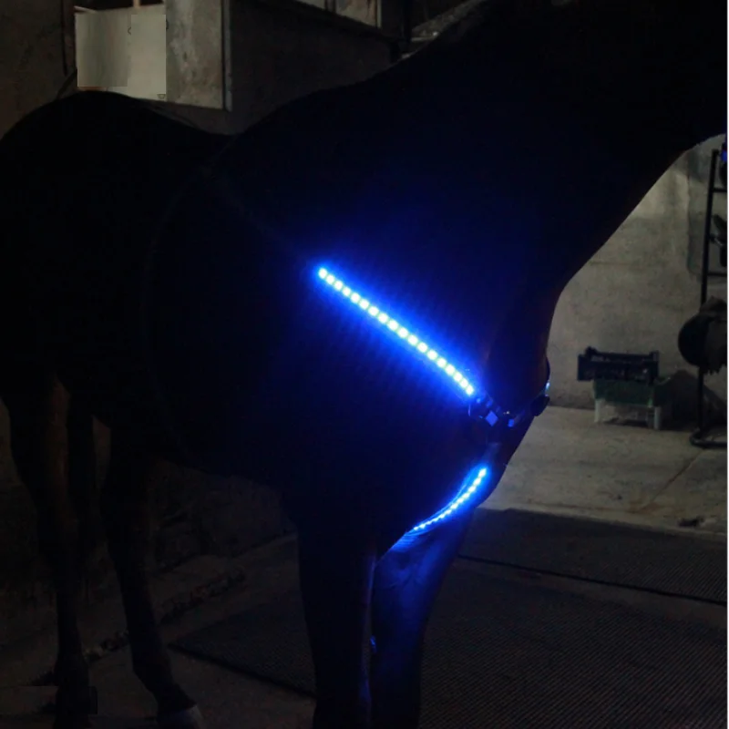 2021 New Product Led Flashing Driving Harness Breast Collar Horse Outdoor Sporting Goods Led Reflectrive Horse Chest Strap
