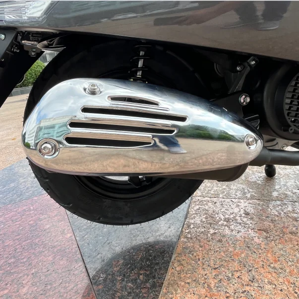 Popular Model Various Color 50cc Motorcycle 946 Mopeds Euro 5 Scooter Gasoline Powered Scooters