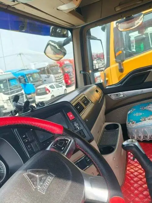 Used HOWO TX7 460HP 6X4 Tractor Unit with 3.7 Ratio for Efficient Logistics and Trunk-line Transport