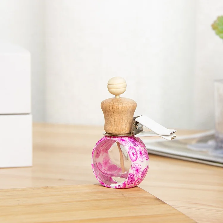 Wholesale 10ml Empty Air Freshener Diffuser Bottle for Vent Colored Car Diffuser Perfume Glass Bottle With Wooden Cap