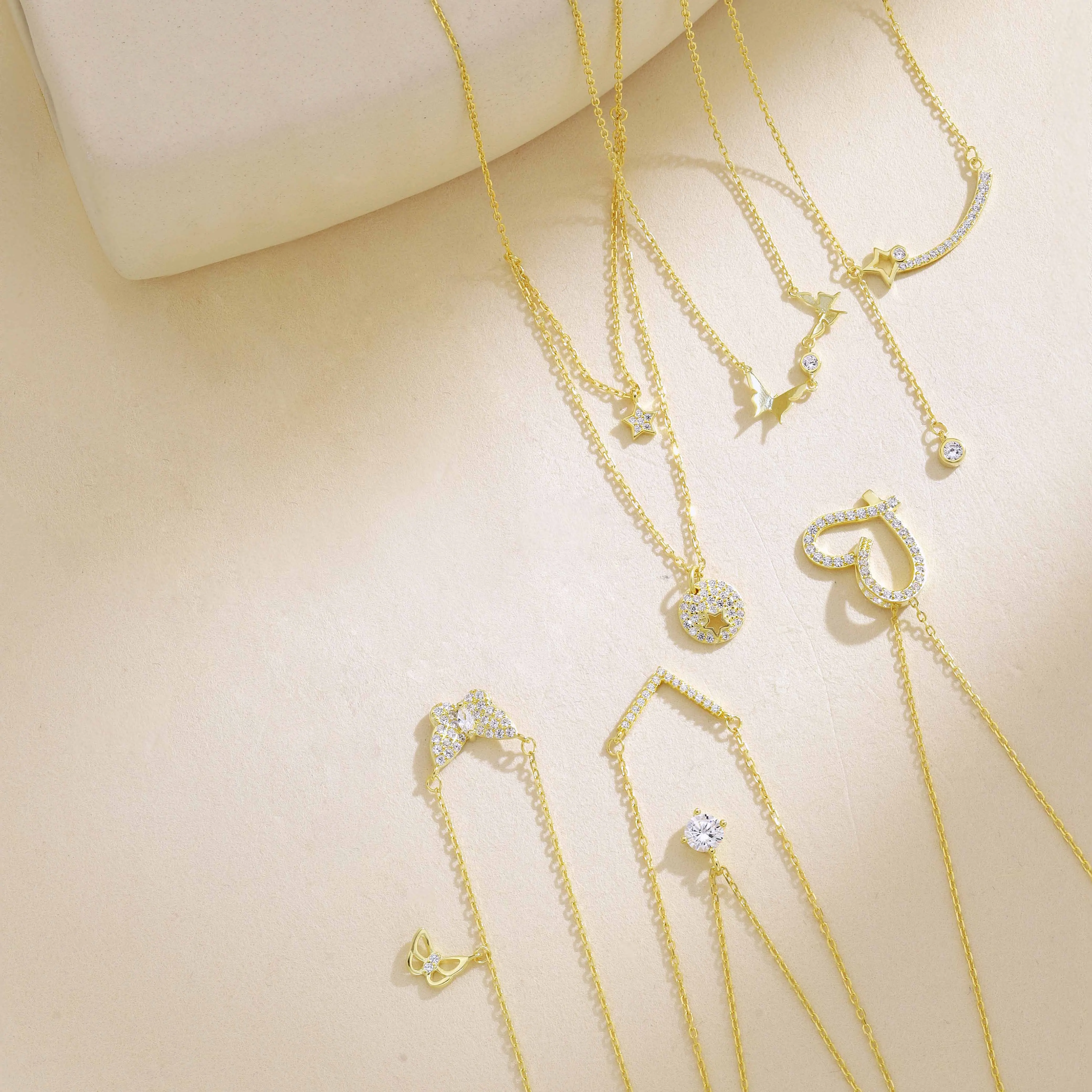 Wholesale Women Cz Cubic Zirconia 925 Silver Necklace 18K Gold Plated Ladies Jewelry Butterfly Pendant Necklaces for Girl Femme