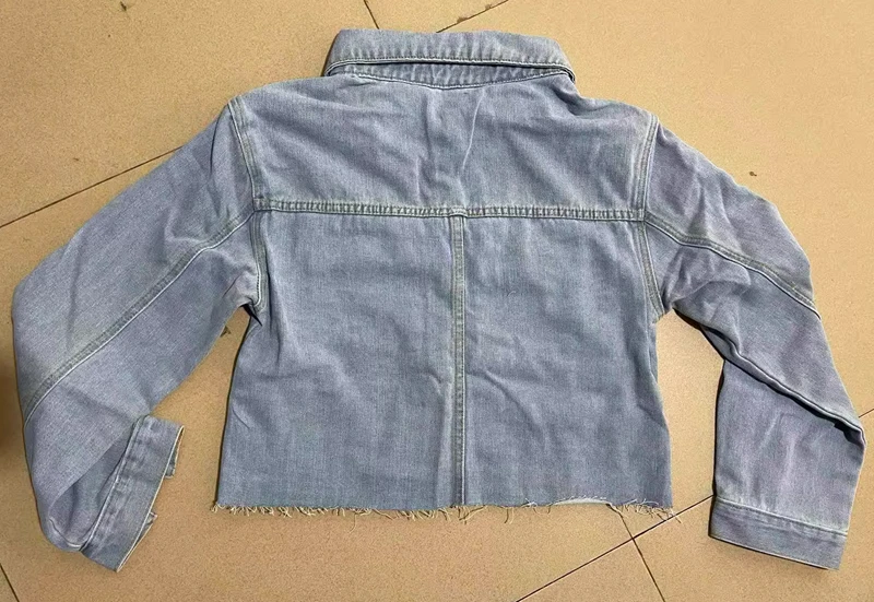 Channel Casual Basic Long Sleeve Button Down Frayed Hem Crop Top Denim Jacket for Women