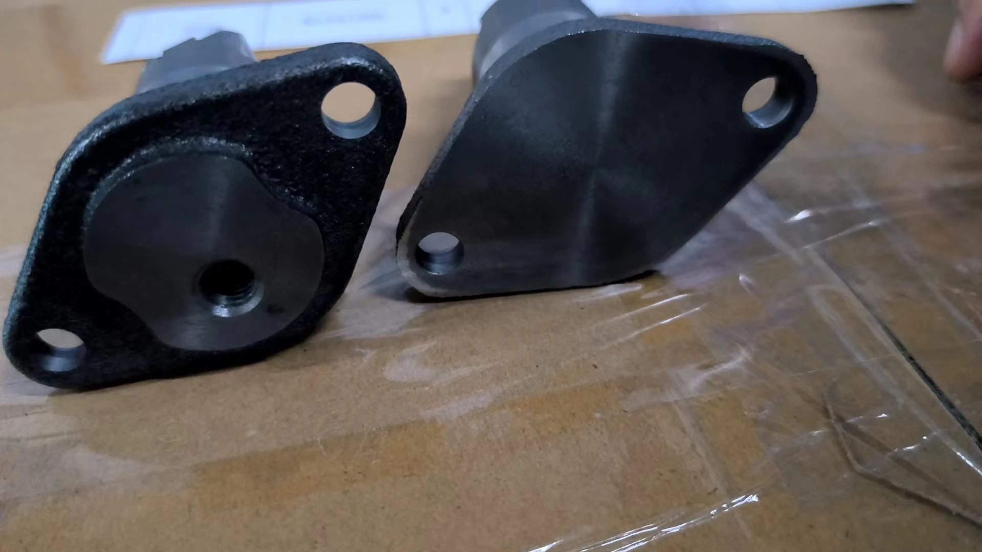4jj1タイミングチェーンテンショナーIsuzu用4jj1エンジン8
