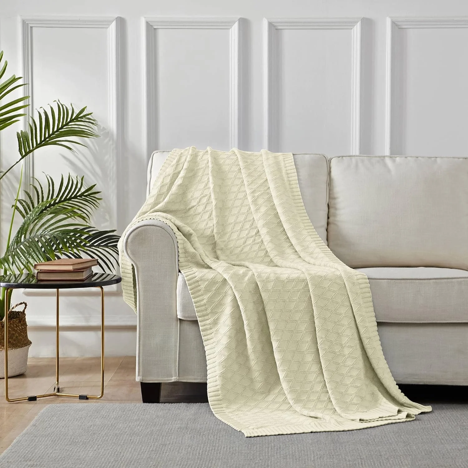 Diamond pattern knitted lightweight throw blanket for couch sofa chair