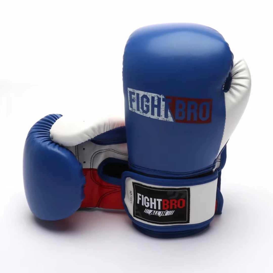 Перчатки для занятий боксом из искусственной кожи