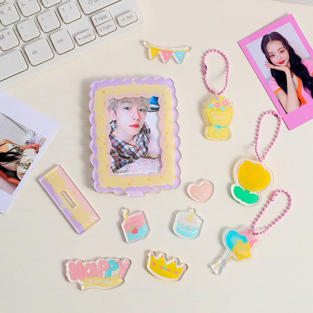 Custom Kpop Acrylic Photocard Holder Keychain - Cute & Eco-friendly