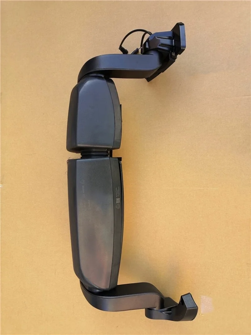 SINOTRUK Right Hand Driving Truck HOWO Side Mirror WG1664778084