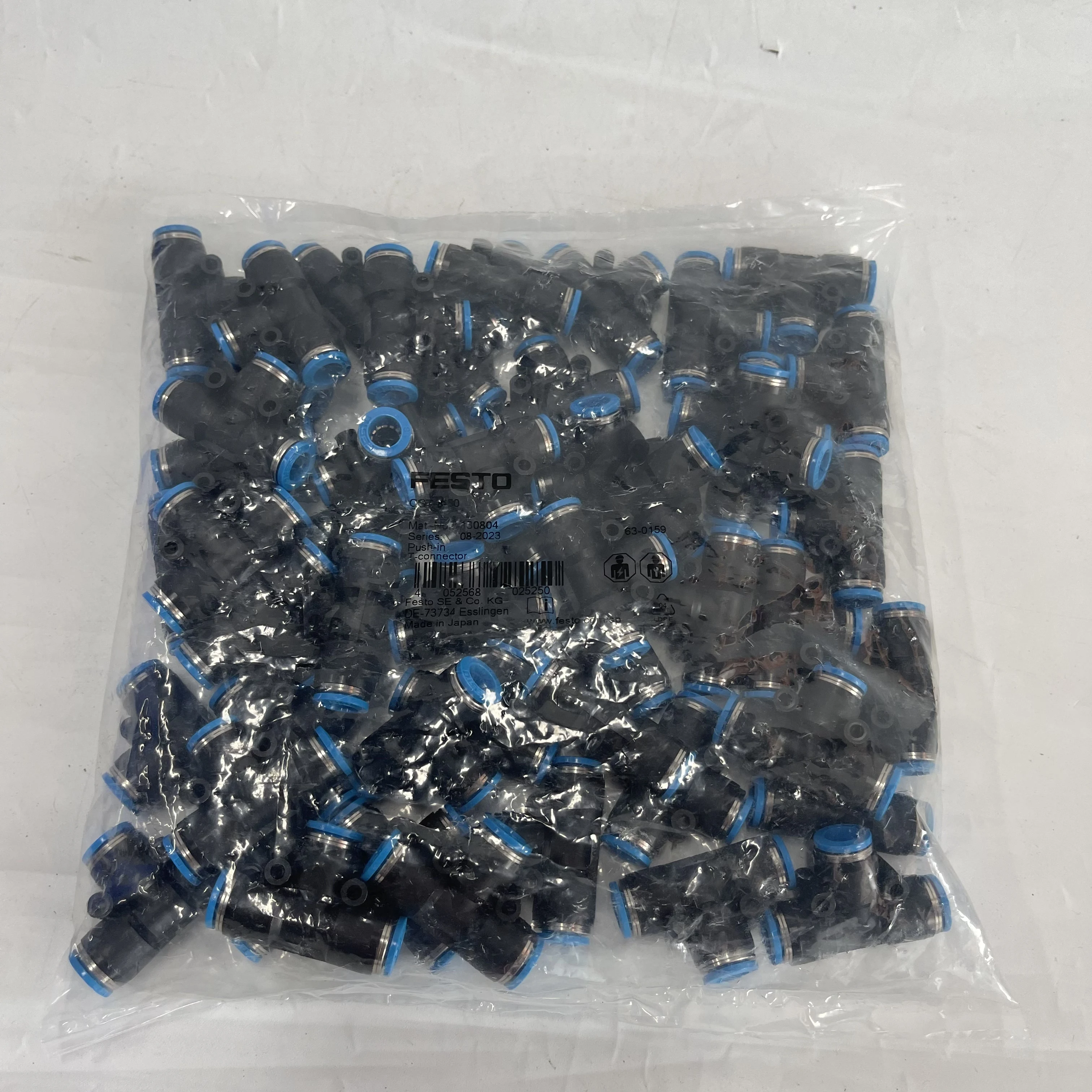 FESTO Pneumatic Elbow Connector QST-8-50 Mat.No. 130804 FESTO Pneumatic Elbow Connector QST-8-50 Mat.No. 130804