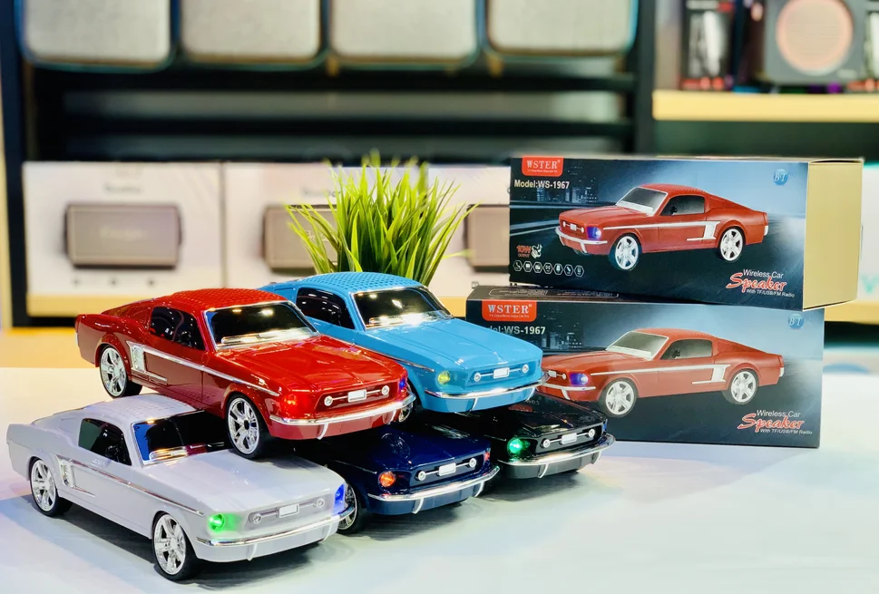 WSTER WS-1955 クラシックカー型スピーカー水色 WSTER Vintage Classic Bluetooth Speaker with FM Radio and