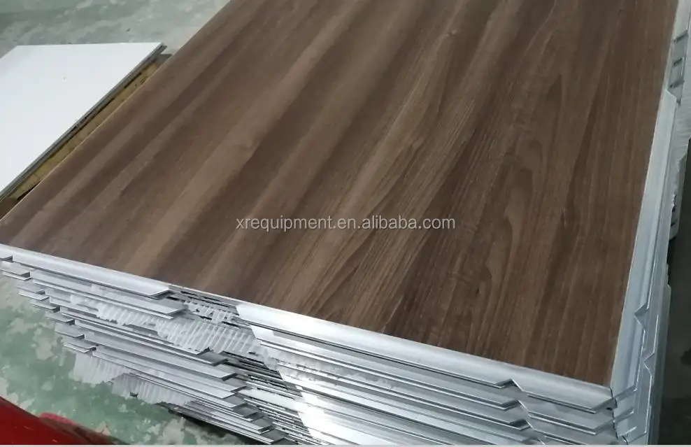 Interlocking Portable Black And White Paint Matte Finish Dance Floor