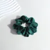 Verde oscuro