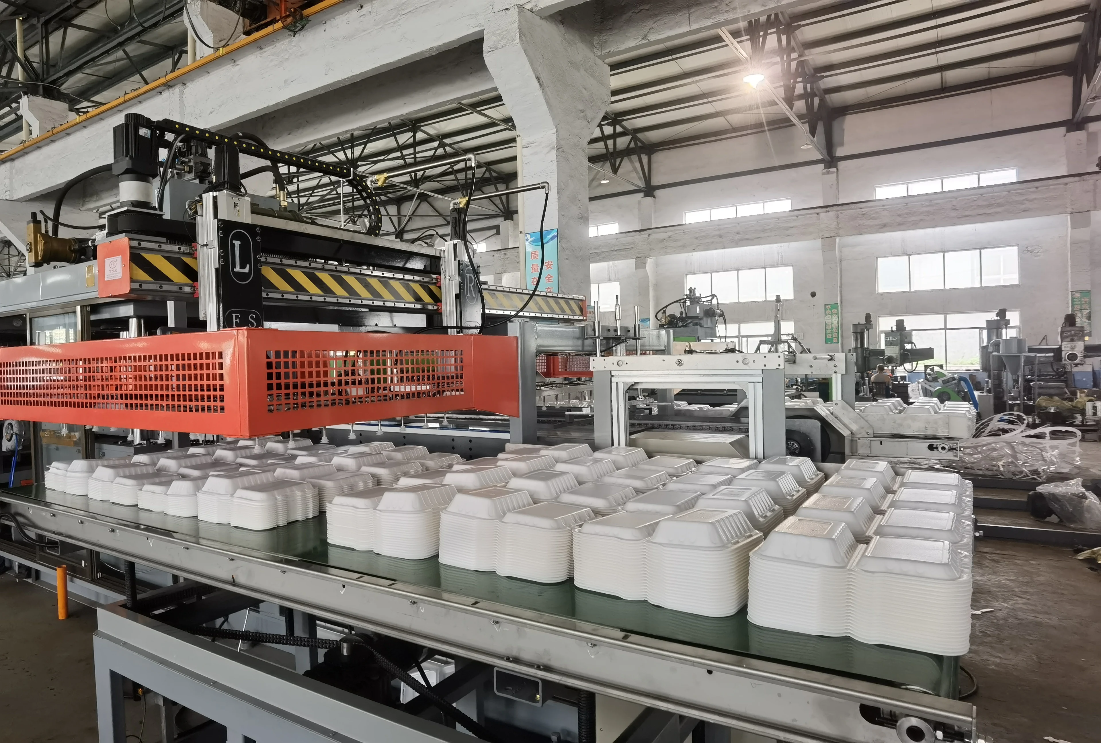 Полностью автоматический интеллектуальный и высокоскоростной обновите производственную линию контейнеров для