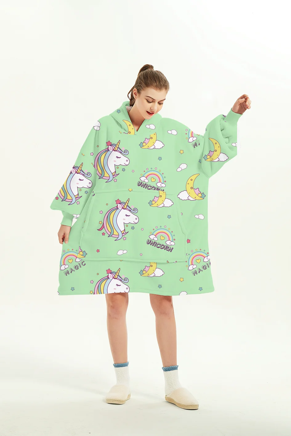 Wholesale Oversized Adult Wearable Polyester Hooded Sherpa Oddie Blanket Winter Christmas Custom