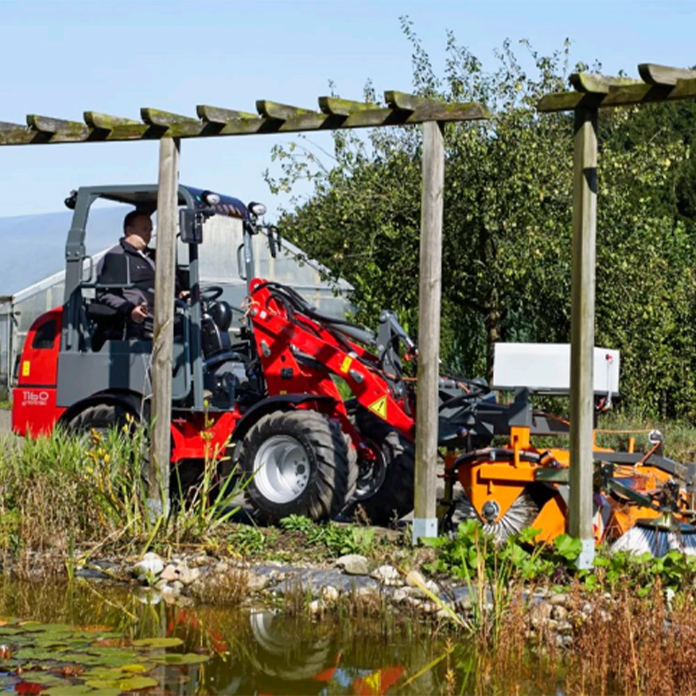 2.5ton Wheel Front Loader Frame Work Diesel 4x4 Compact Tractor Front Mini Wheel Loaders for Sale