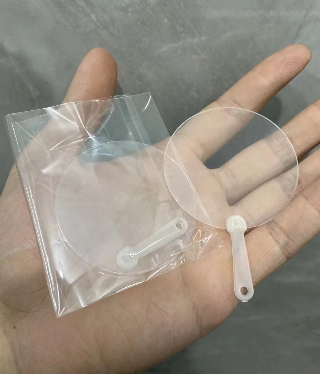 Custom Double Printed Side Big Size Plastic Transparent Circular Picket Kpop Hand Fan for Idol Collection