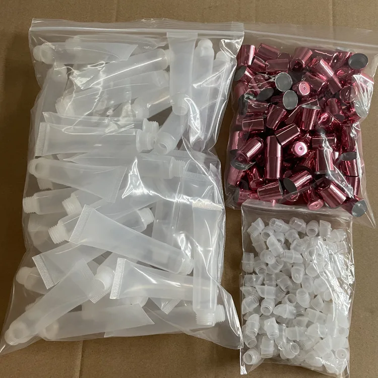 Wholesale Lipgloss Tubes Lip Gloss Pigment Plastic Squeeze Lip Gloss