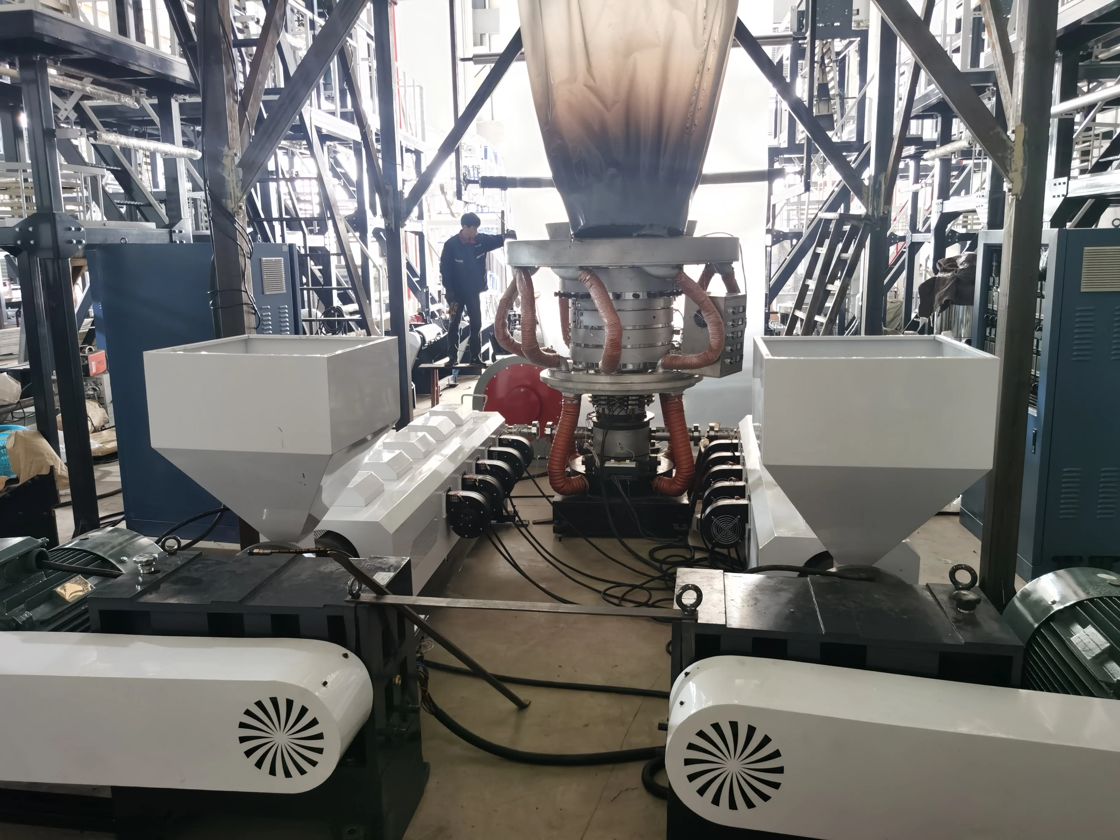 High Speed 1500mm Agriculture HDPE LDPE Greenhouse Plastic Barrier Film Etirable Making Extruder Blowing Machine