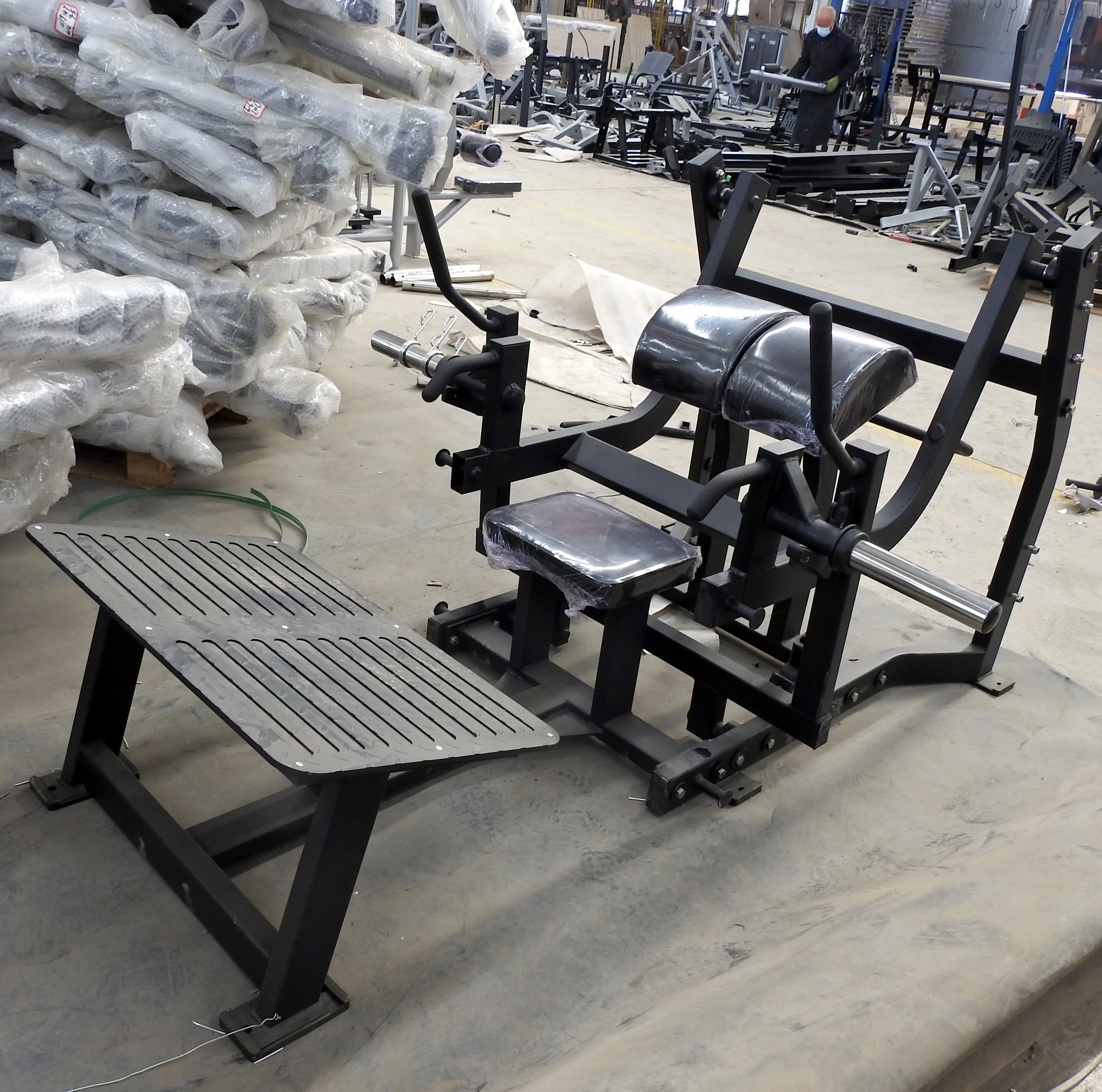 How to Use Glute Drive Machine for Strength Training and Muscle Development