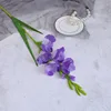 Morado oscuro