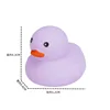 Un patito morado macaron de 8 unidades.