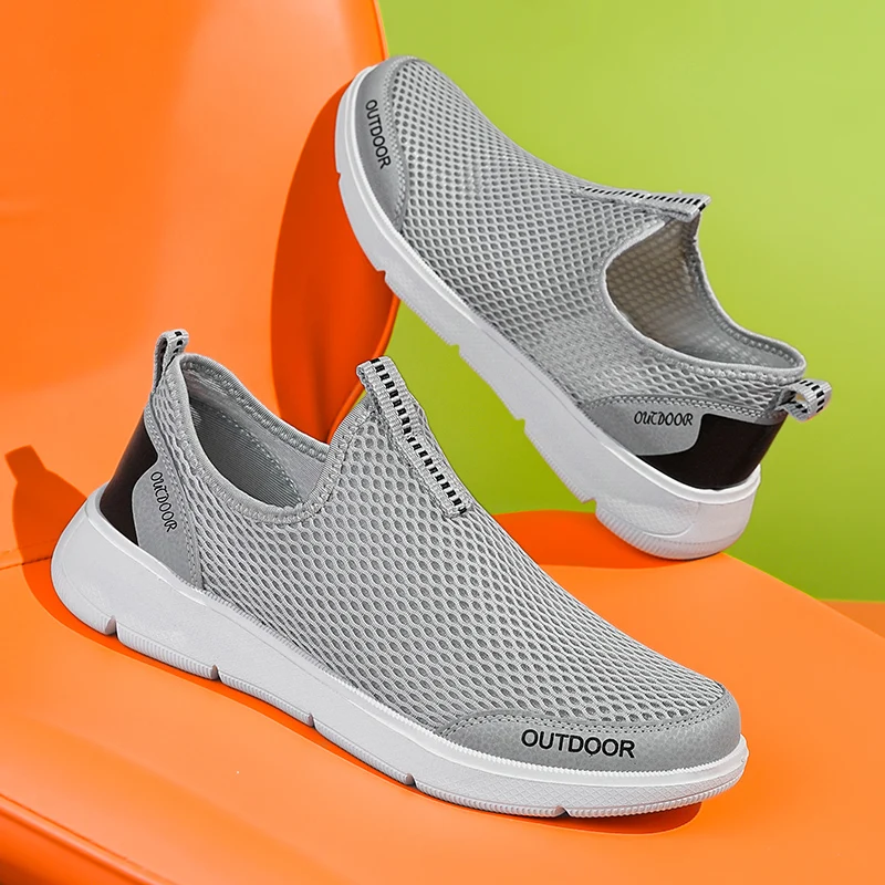 Wholesale Plus Size Men's Casual Shoes Fashion Summer Sports