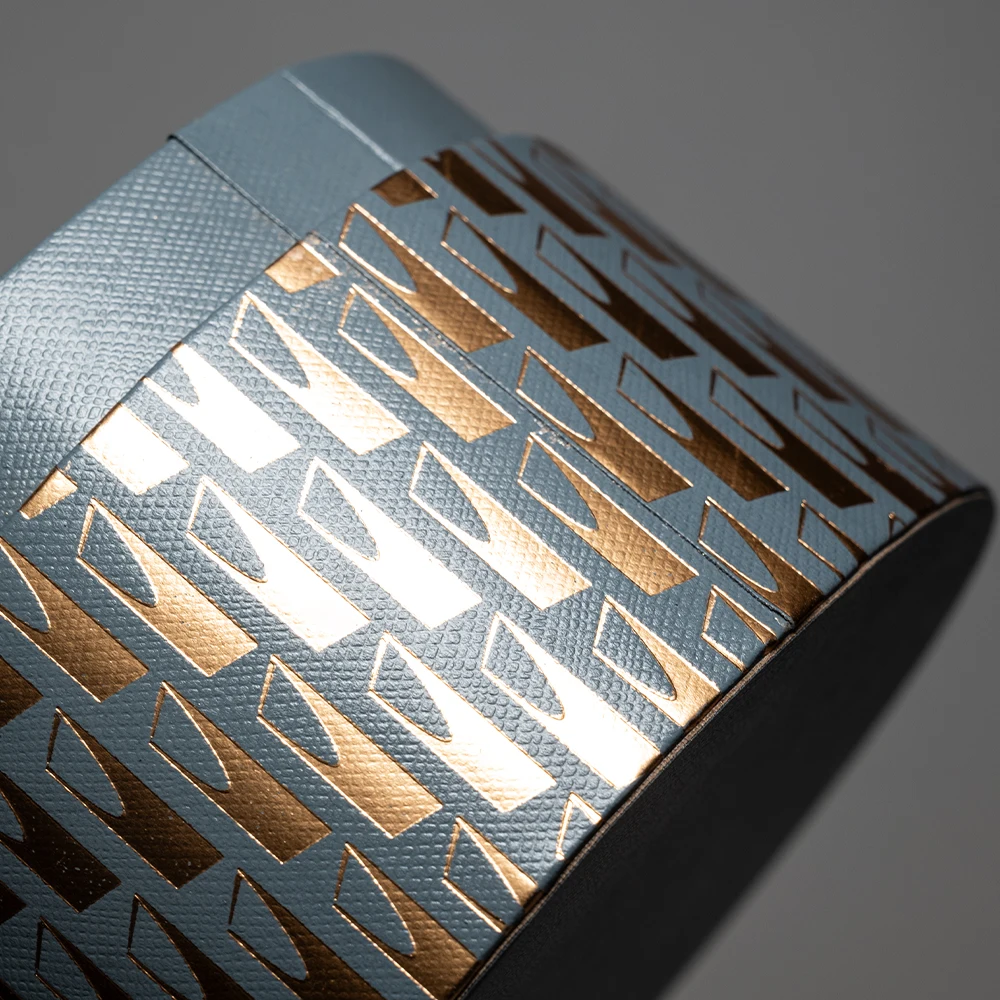 New Arrival Gold Foil Stamping transparent Pvc Window lid and base Makeup Paper Perfume Cylinder Box Packaging