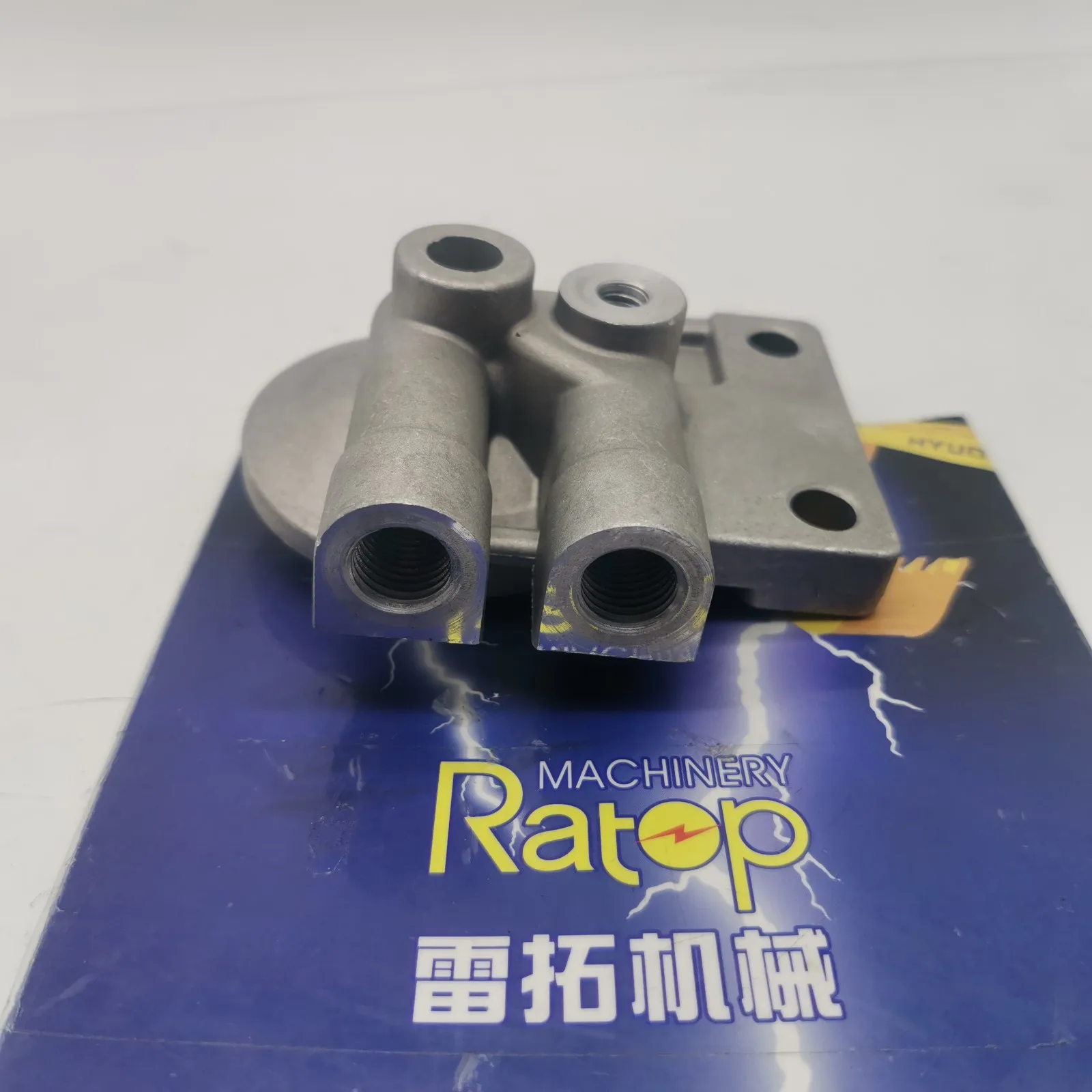 豆奴① 6271-71-1210 Genuine New Common Rail Fits Komatsu 4D95