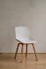 Asiento blanco + pata natural