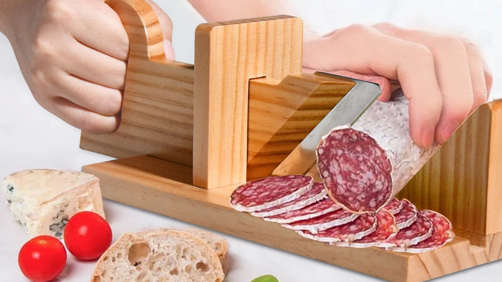 Sausage cutter CHIUSING Premium Sausage Salami Guillotine Slicer- Rustic  Wooden Design & Sharp Stainless Steel Blade For Slicing Chorizo, Pepperoni  & More Dried Meat Delicacies with child saft lock : : Home