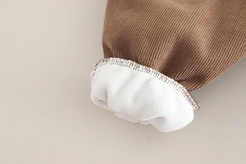 2025 Winter New Boys Fleece Scarf Hooded Long Sleeve Set Baby Warm Pants Two-Piece Clothing for Newborns