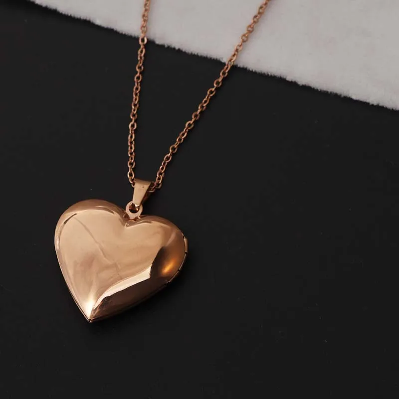 Custom Photo Heart Locket Necklace
